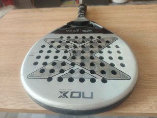 Pala de pádel Nox AT10 18K