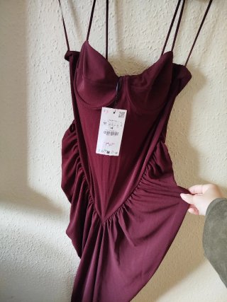 Vestido Zara Burdeos