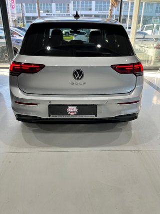 Volkswagen Golf 2021