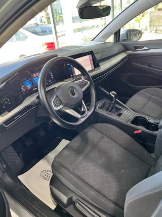 Volkswagen Golf 2021