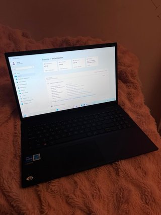 Ordenador ASUS Negro