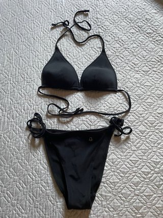 Pareo e costume da bagno Benetton nero taglia XS