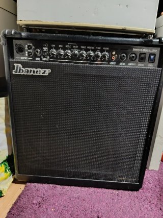 Amplificador Ibanez Sound Wave 100 Bajo