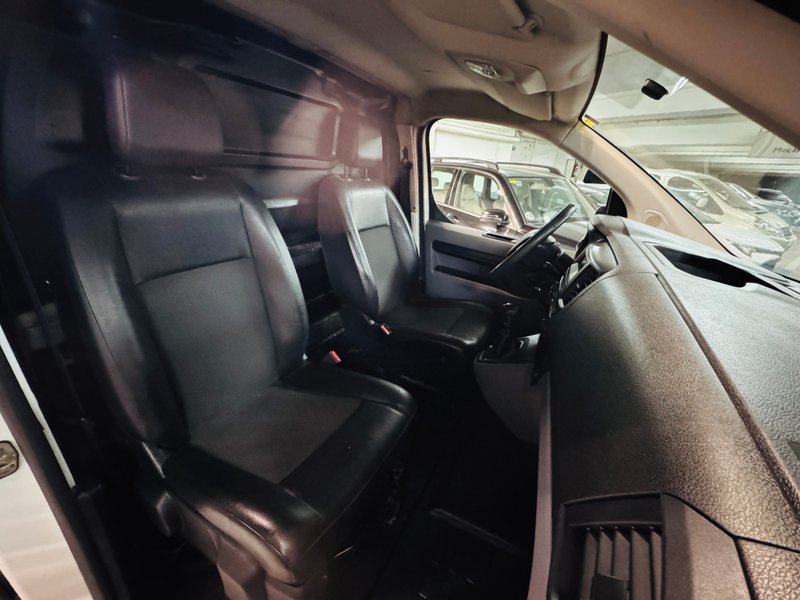 Peugeot Expert 2021, foto 9