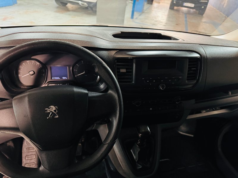 Peugeot Expert 2021, foto 10