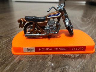 Honda CB 900-F - 141070 - Guiloy con caja