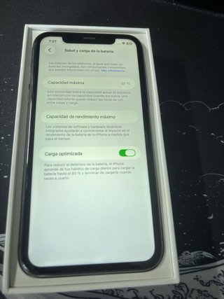 iPhone 11 128GB 81% Batteria