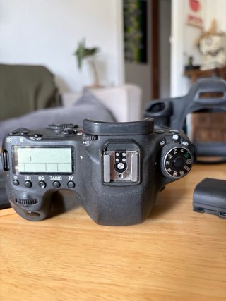 Canon EOS 6D Full Frame + Accesorios