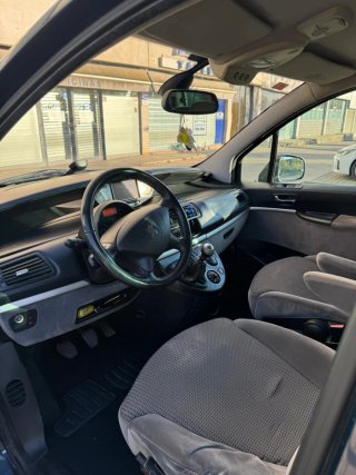 Peugeot 807 2012