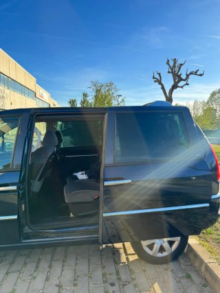 Peugeot 807 2012