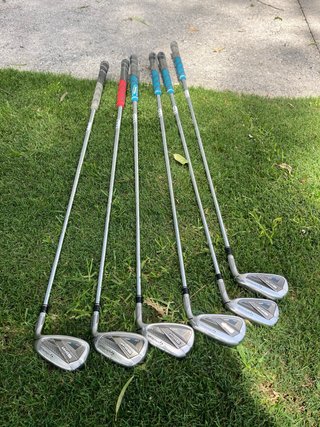 JUEGO COMPLETO TAYLORMADE SIM2MAX +SPIDER + BOLSA