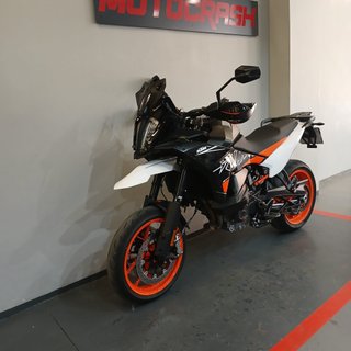 KTM 890 SMT 2024 Negra/Naranja