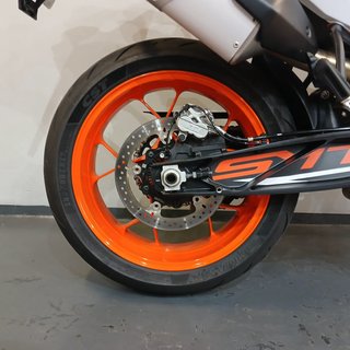 KTM 890 SMT 2024 Negra/Naranja