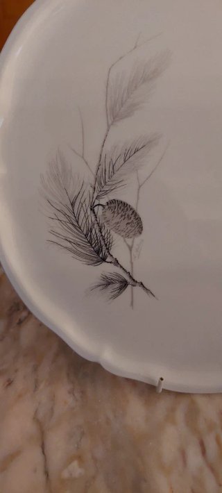 Fuente y plato de porcelana de Limoges