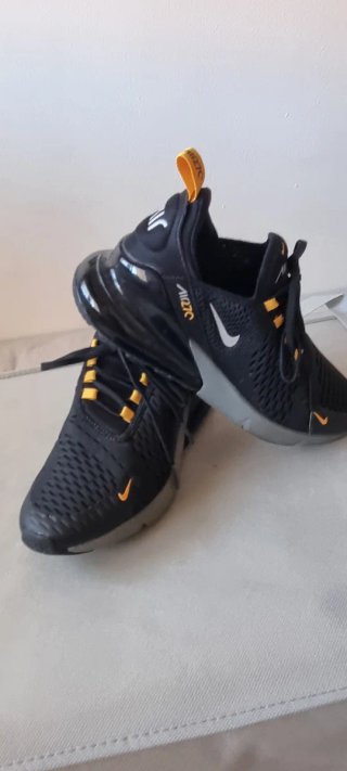 Zapatillas Nike Air 270 Unisex Talla 39