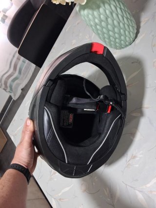 Cascos de moto homologados talla M, 70€ cada uno