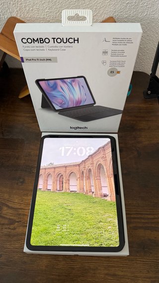 iPad Pro 11 M4 512 + Teclado Logitech + pencil Pro
