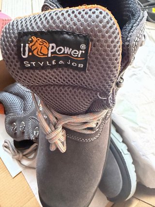 Scarpe U-Power grigie e arancioni