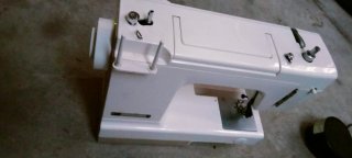 Máquina de coser Alfa, para reparar