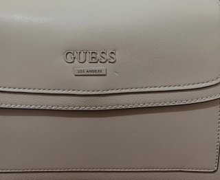 Bolso Guess Beige Cadena