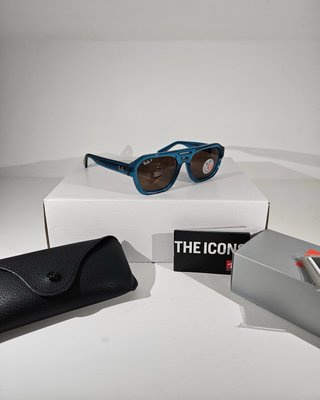Occhiali Ray Ban Corrigan Blu Trasparent