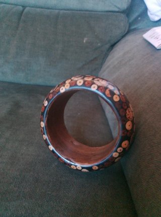 Bracciale in legno decorato