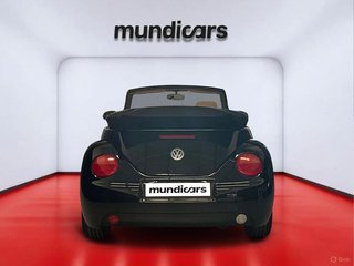 Volkswagen New Beetle 2.0 Cabriolet