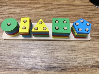 Juego educativo de formas y colores