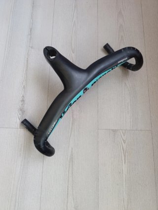 Manillare Carbonio Vision Metron 5D Bianchi