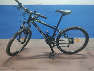 Bicicleta Rockrider ST500 24" /  8-12 años