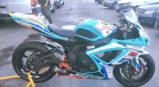 Suzuki GSXR600 K7 Circuito