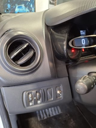 RENAULT CLIO IV 1.5 dCi 75