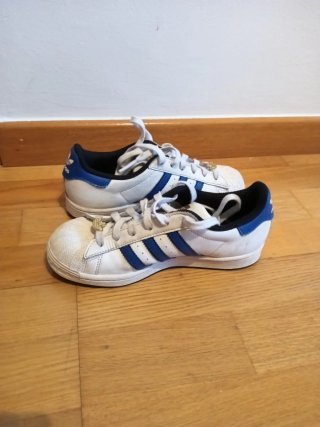 Zapatillas Adidas Superstar Blancas y Azules