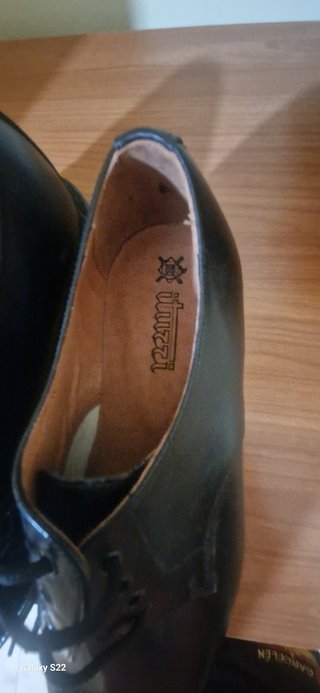 Zapatos de vestir militares negros