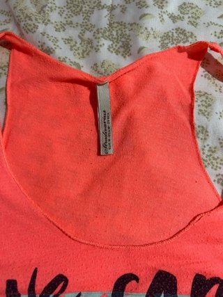 Camiseta tirantes Stradivarius talla M neon