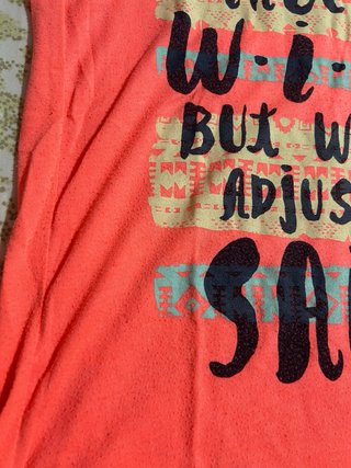 Camiseta tirantes Stradivarius talla M neon