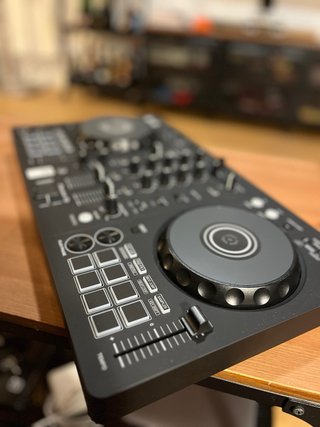 Controladora DJ Pioneer DDJ FLX4 Negra