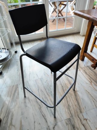 Sgabello Alto Ikea Nero e Grigio