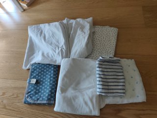 3 sabanas cuna, mantas, Muselinas, Cambiador...