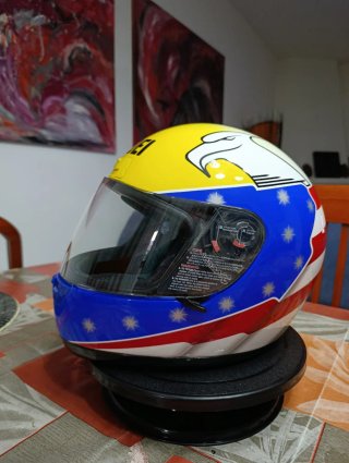 Capacete Shoei Jonh kosinky tamanho S.
