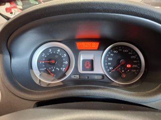 RENAULT CLIO III 1.2 16V