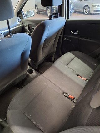 RENAULT CLIO III 1.2 16V
