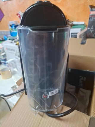 Cafetera Nespresso Inissia Negra