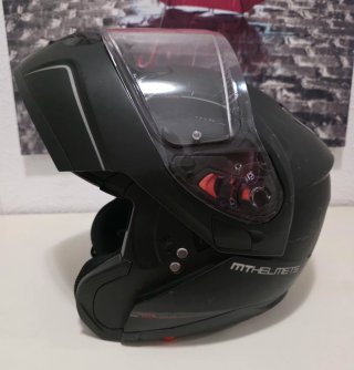 Casco Modular Negro MT Helmets