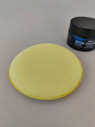 Pasta pulidora de metales con esponja aplicadora