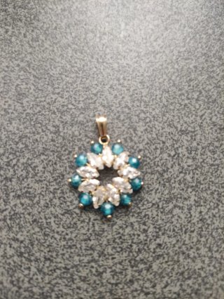Colgante Oro 18k con Circonitas y Turquesas