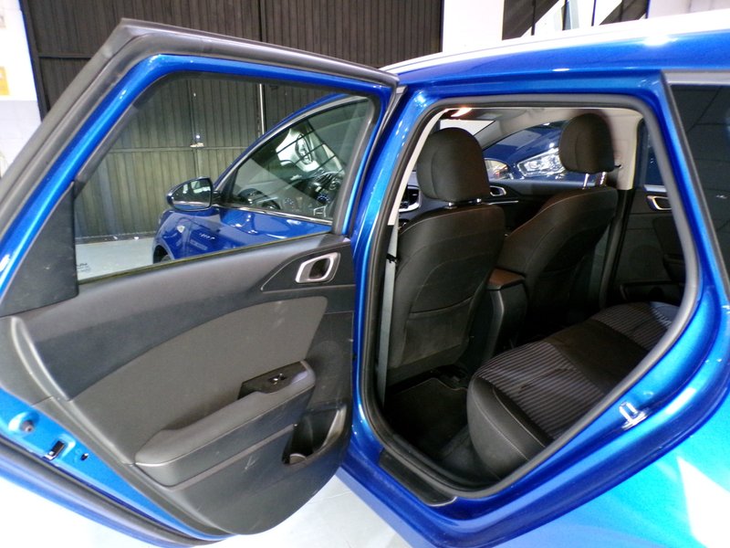 Kia cee'd 2025, foto 16