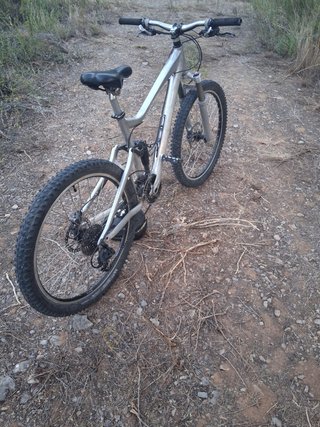 Bicicleta da enduro da montagna Giant Reign