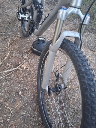 Bicicleta da enduro da montagna Giant Reign