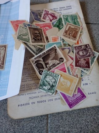 Catálogo Sellos España 1951 y Lote Sellos
